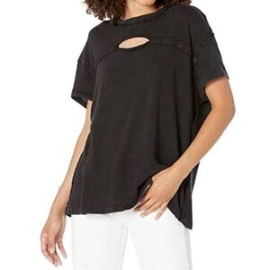 🌸Free People Boxy Cut Out Tee🌸